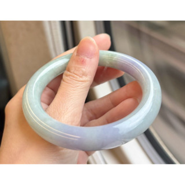 春帶彩緬甸A貨翡翠手鐲